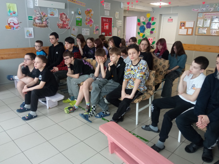 21 апреля в Сосногорском филиале ГОУ РК "РЦО" состоялся очередной урок из цикла «Разговоры о важном».
