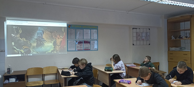 в ГОУ РК «РЦО» прошли особенные уроки, посвященные Дню Героев Отечества..